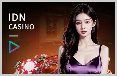 Người chia bài trực tiếp tại sảnh Live Casino của 168vn nhà cái
